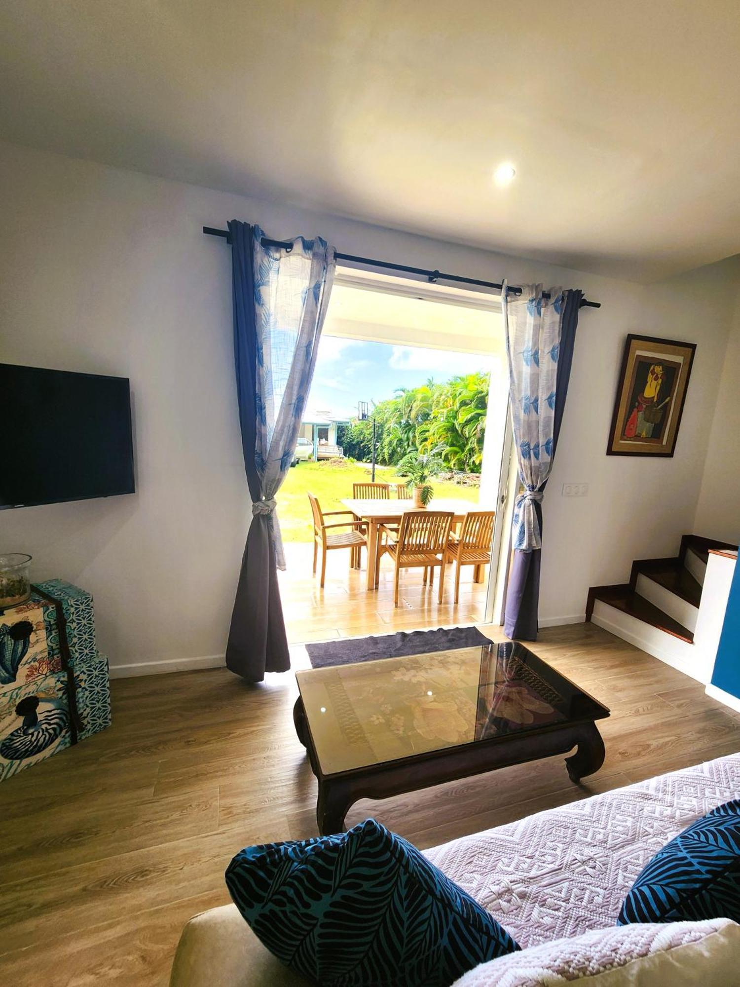 Duplex En Bord De Mer Fare Tahitea Pension Taputapuapea Eksteriør bilde
