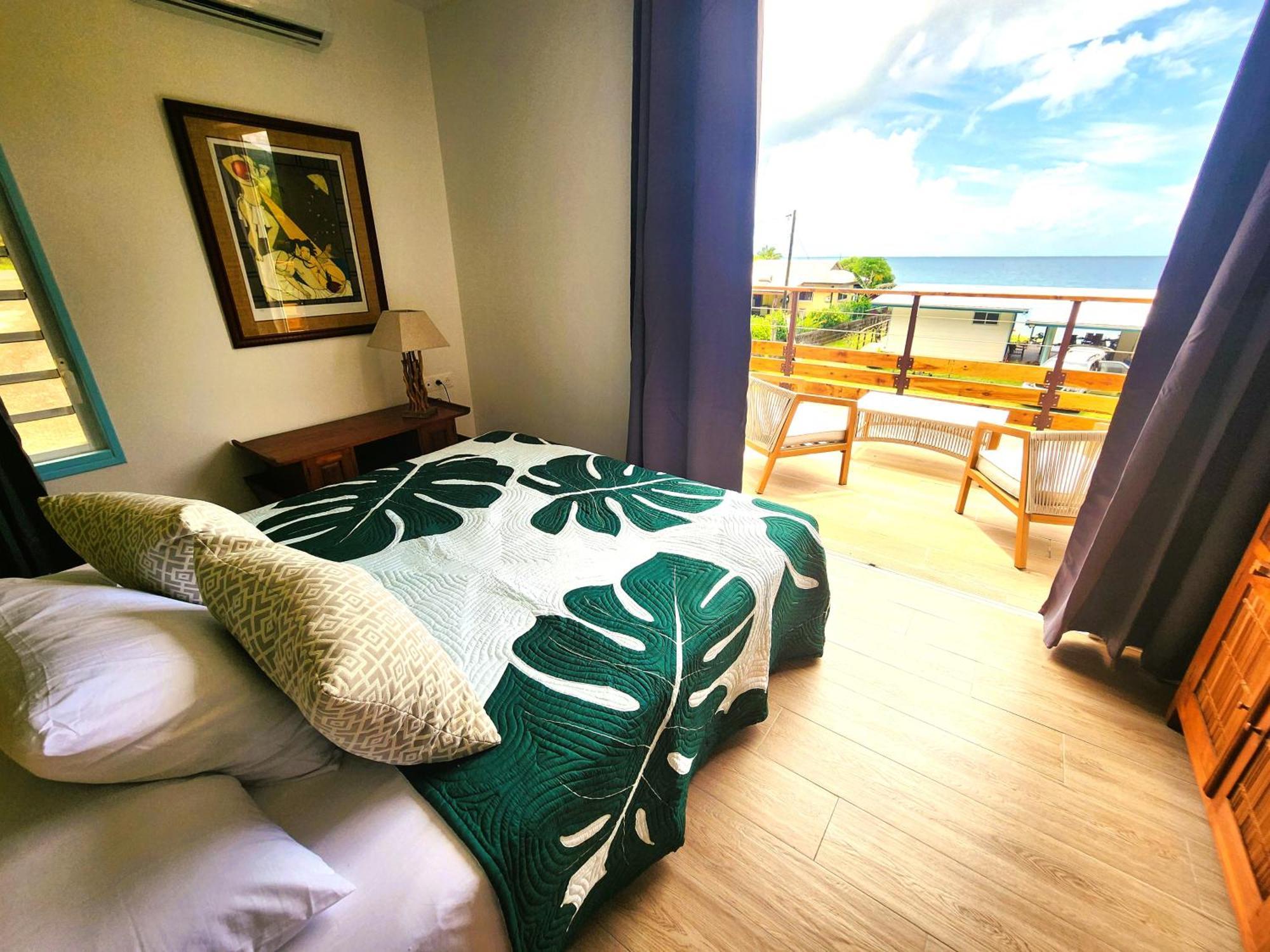 Duplex En Bord De Mer Fare Tahitea Pension Taputapuapea Eksteriør bilde